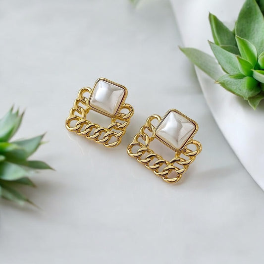 Elegant Square Pearl Earrings