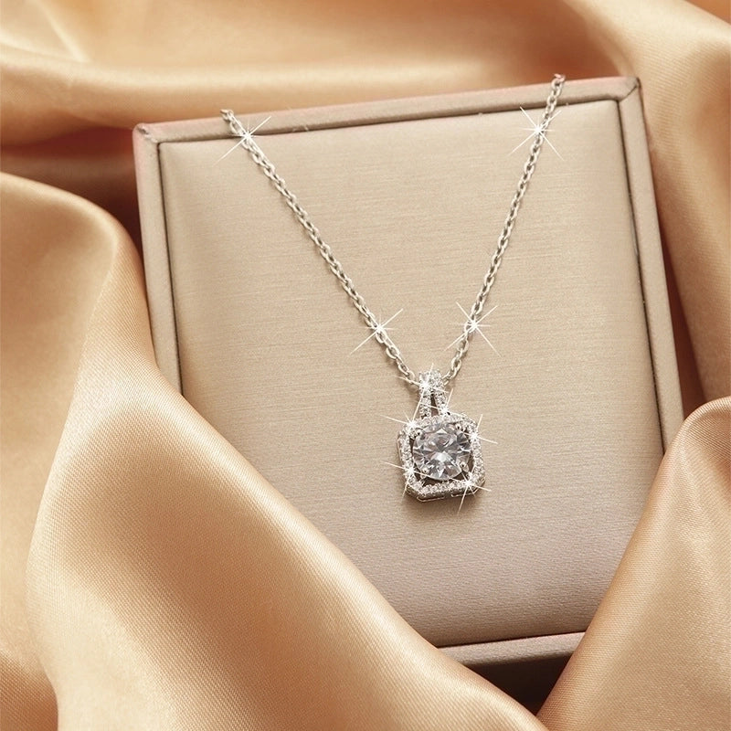 Zircon Square Diamond Necklace