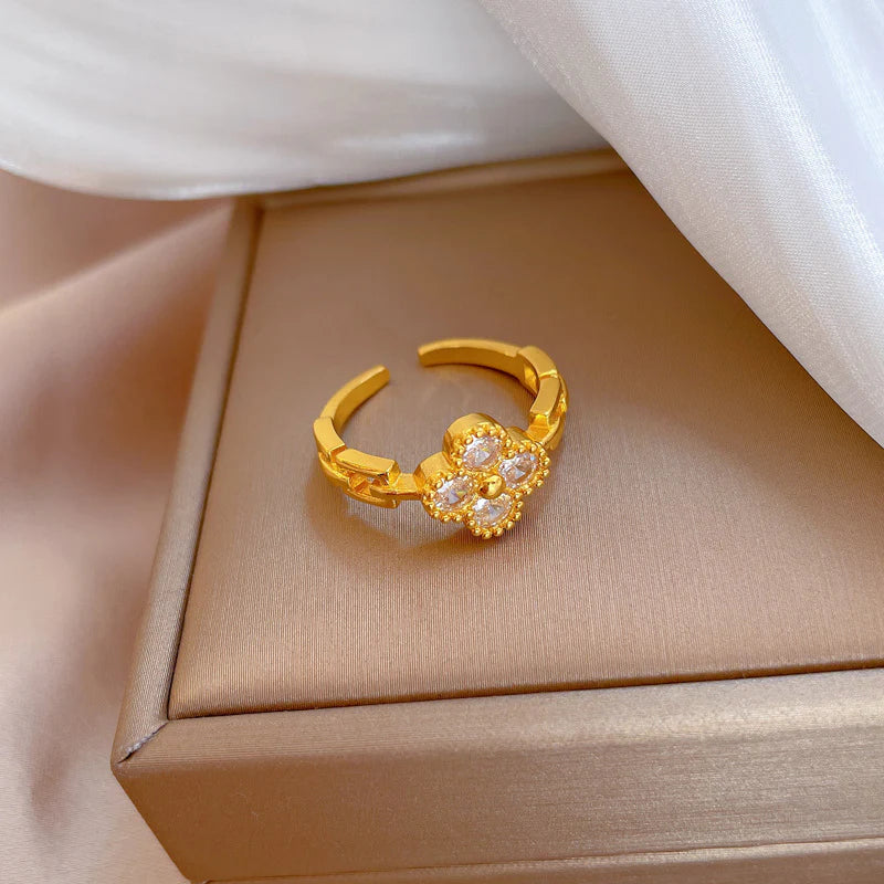 Sparkling Clover Adjustable Ring